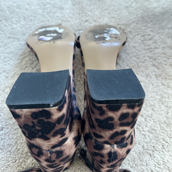 Steve Madden cheetah print heels - Picture 3 of 3